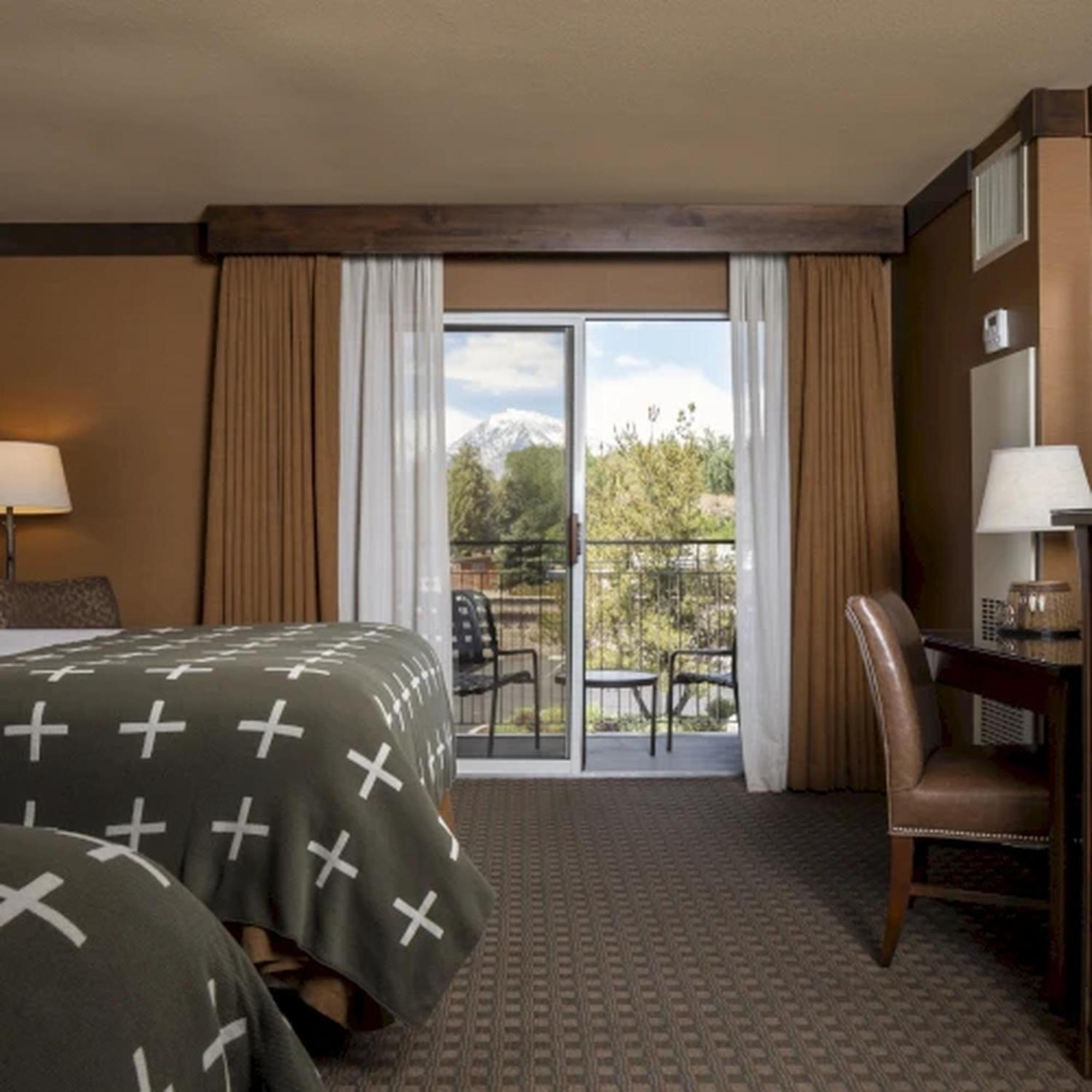 Wayfinder Bishop Hotel Luaran gambar