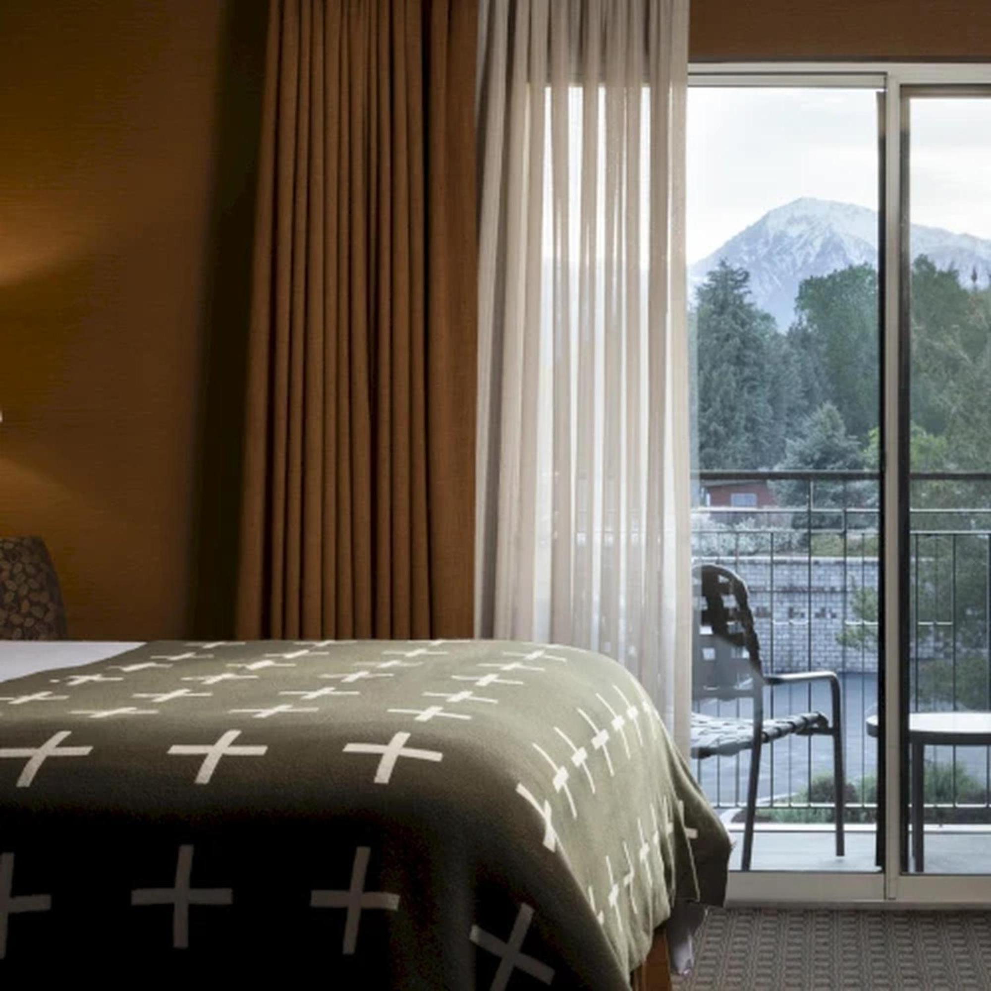 Wayfinder Bishop Hotel Luaran gambar